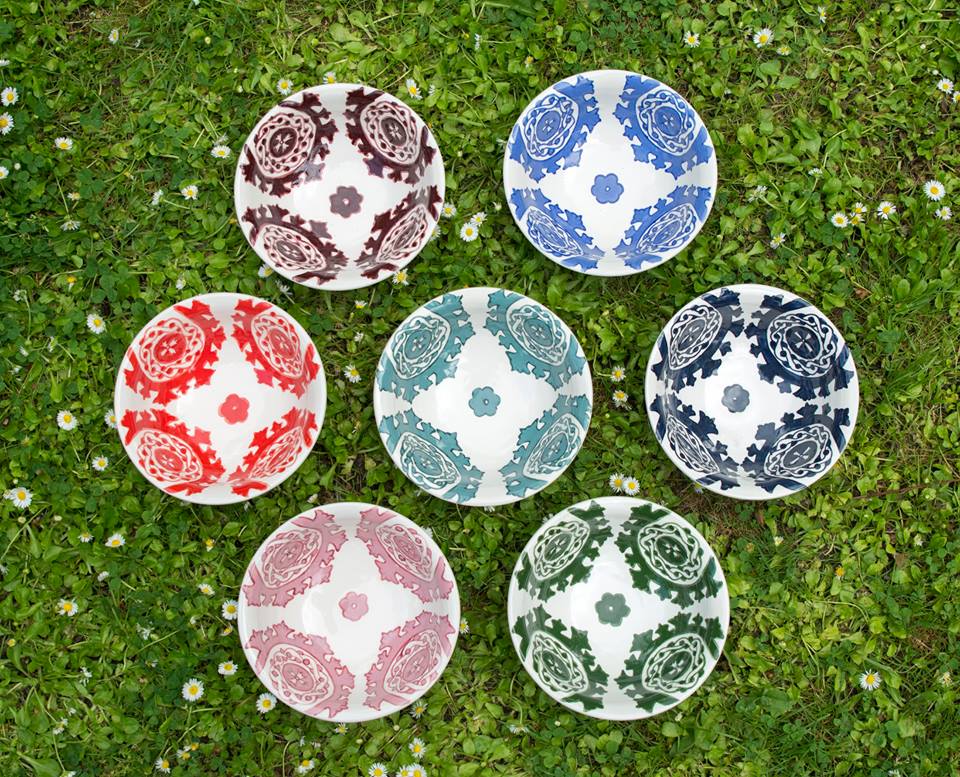 Dishes & Deco Ambachtelijk & handbeschilderd keramiek B2B Lifestyle